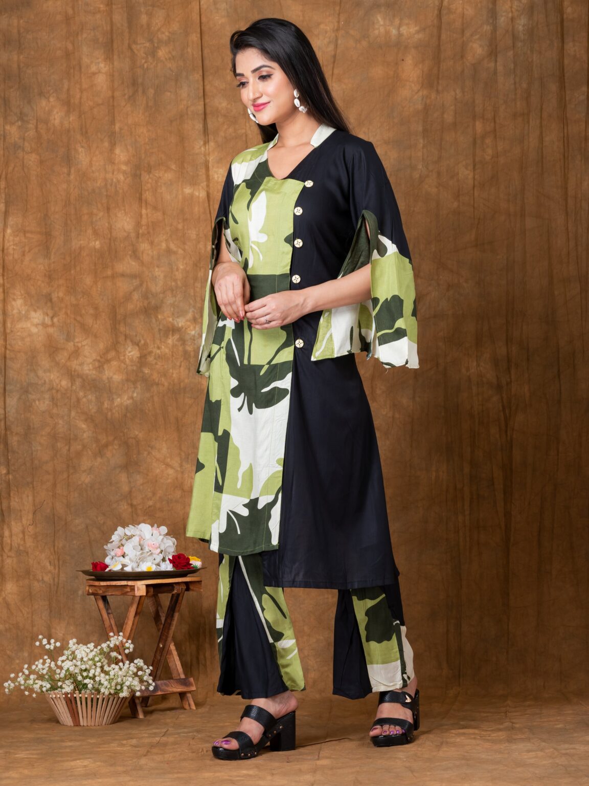 Maple Cut musline Chanderi 2 pc. Fusion Dress..ID 14.. 2800 - Image 4