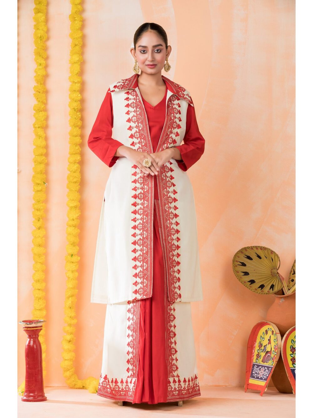 Rubynique Tussar Red and Off white Colour with Red Resham Trade Embroidery saree fusion 3 piece - Image 2