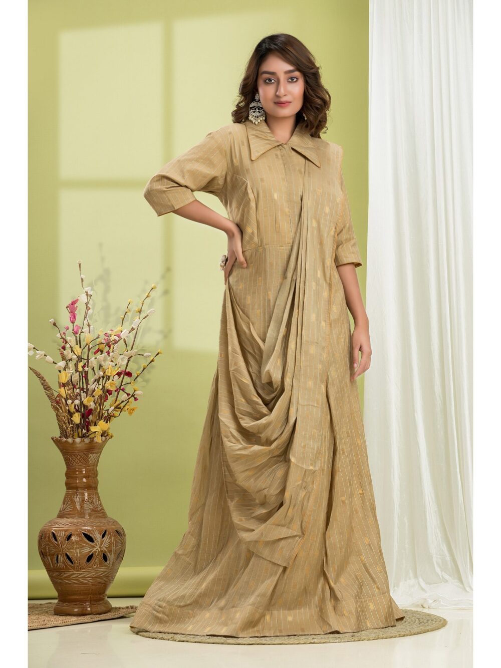 Beige Colour Tussar Cotton Golden Zari Weaving Fusion Gown Saree - Image 4