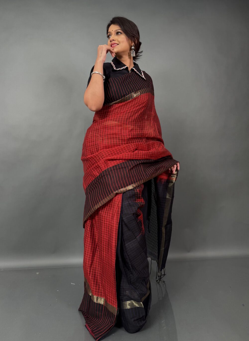 Rang-Kaaj – Silk-Cotton Insta-Saree in Maroon, Navy & Black Self-Check Weave - Image 3