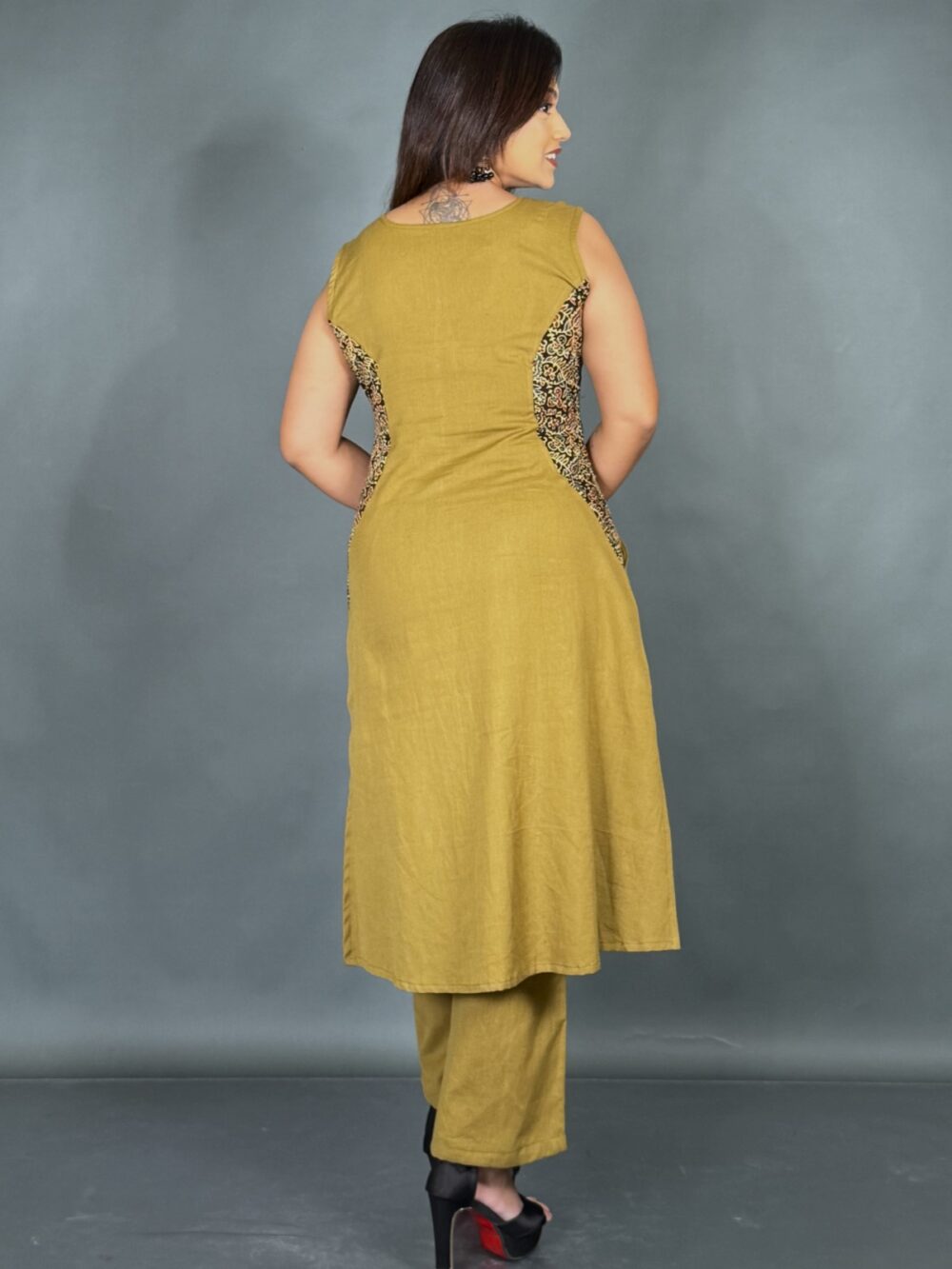 Elegant Mud Mustard Khadi Co-Ord Set - Image 4