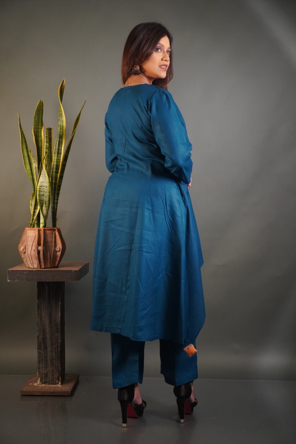 Mystic Peacock Co-Ord Set  Vibrant Digital Elegance - Image 4