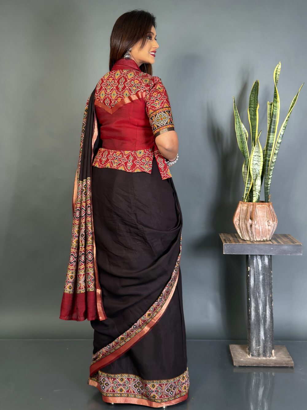 ChicPatola Maroon & Black Chanderi Saree - Image 3
