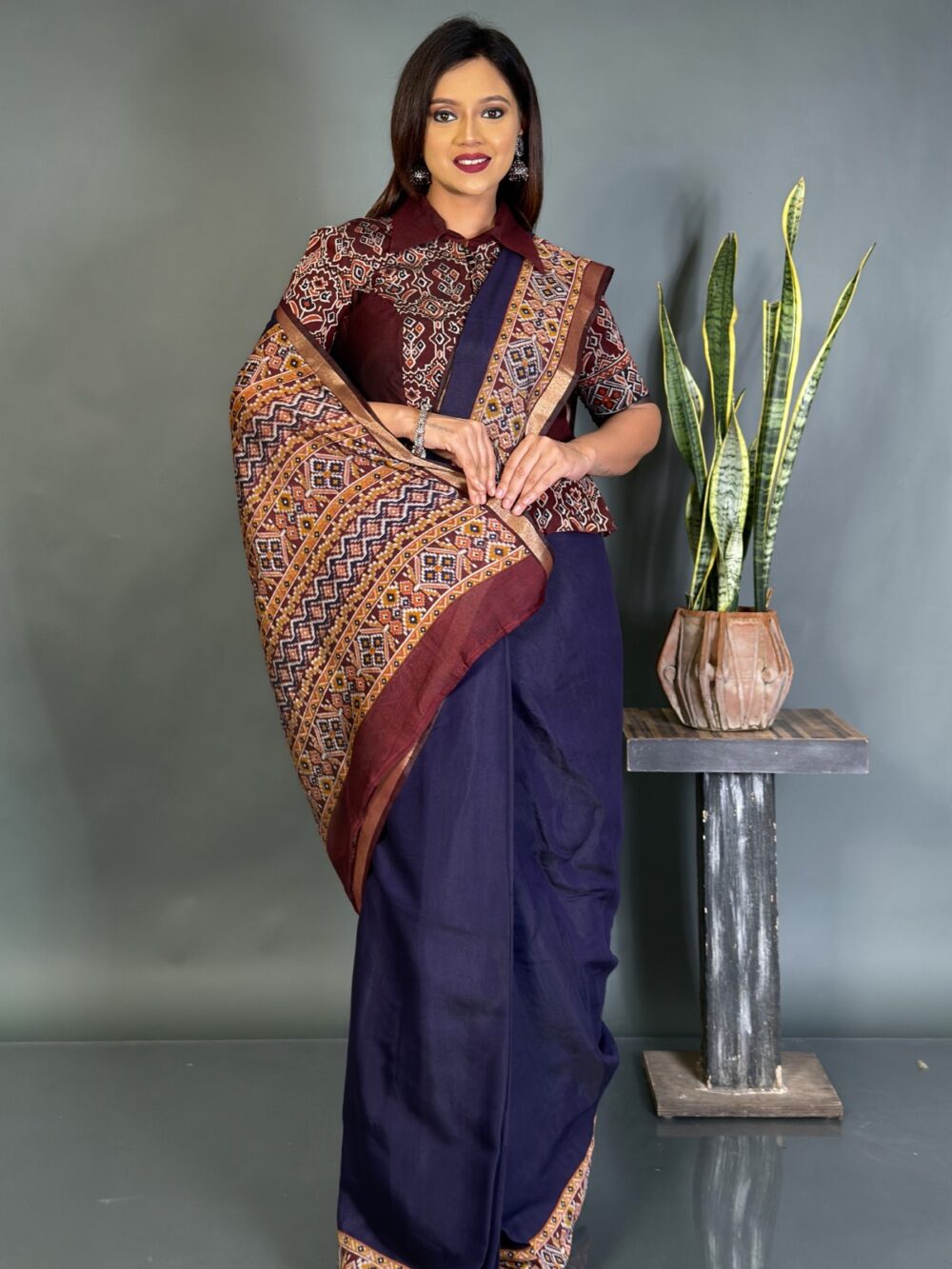 Patola Noir Navy-Chocolate Ready-to-wear Saree
