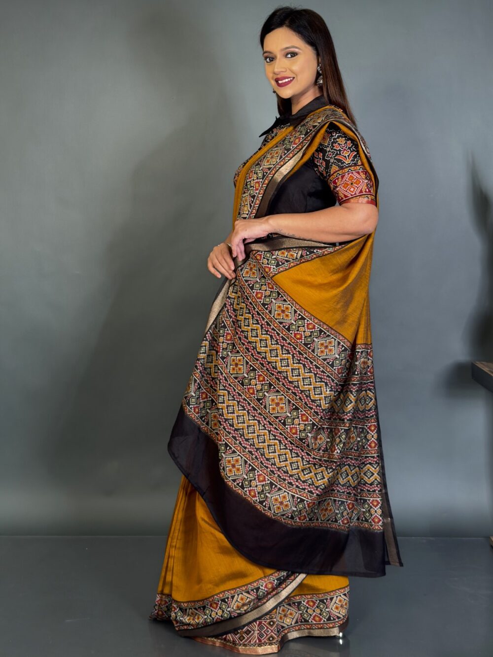 RangSutra Mustard Patola Ready-to-wear Saree - Image 4