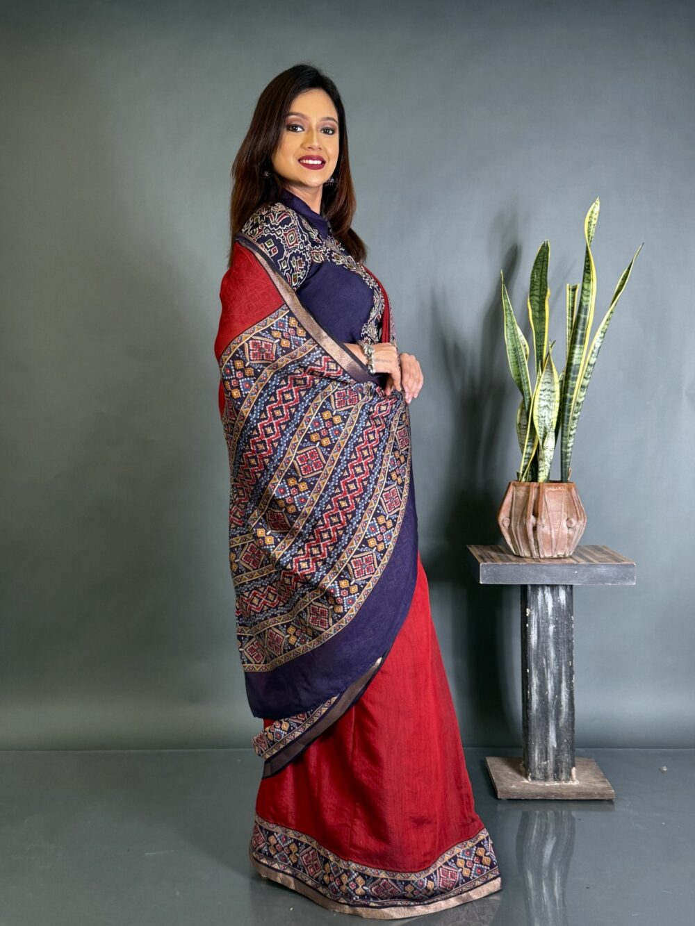 Elegance Redefined Maroon & Blue Patola Print Ready to wear Saree - Image 3