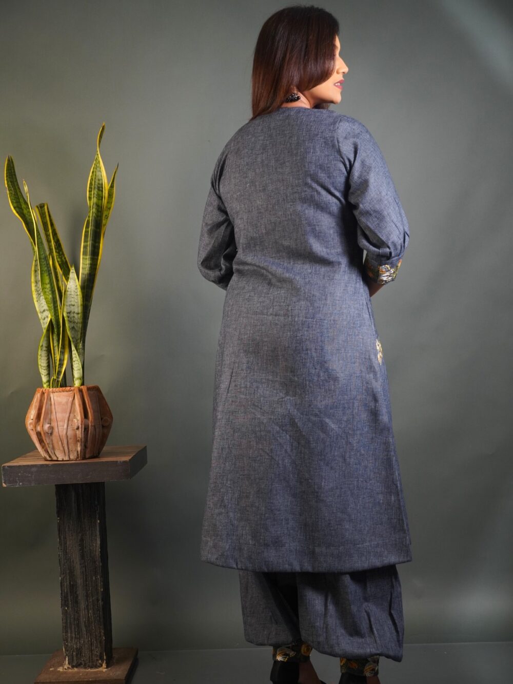 Elegance in Grey Embroidered Khadi Co-ord Set - Image 2