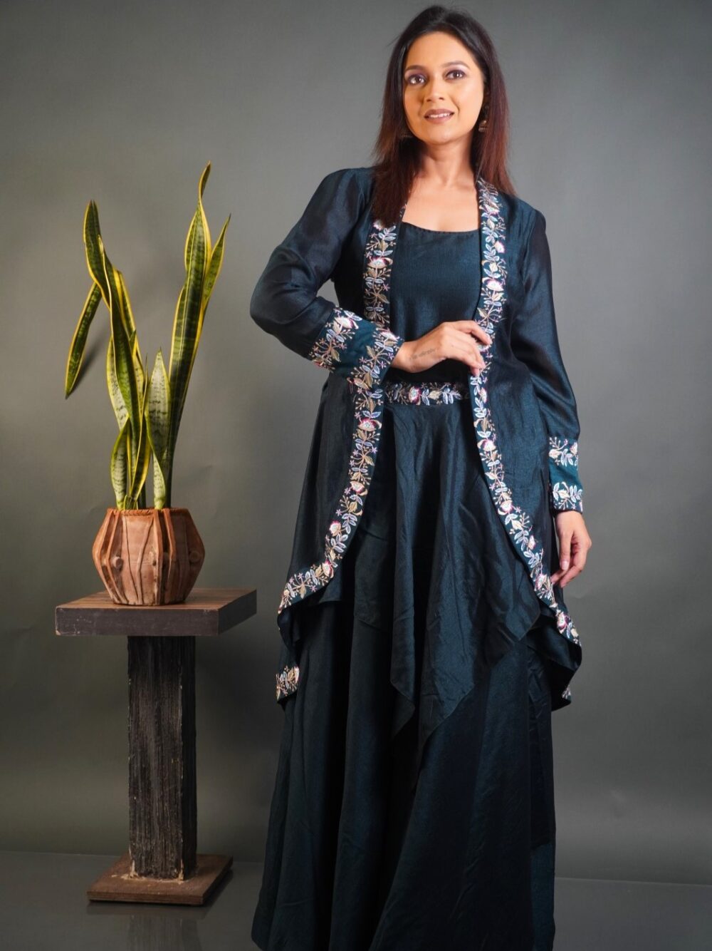 Emerald Elegance Dark peacock Green Dola Silk Fusion Set