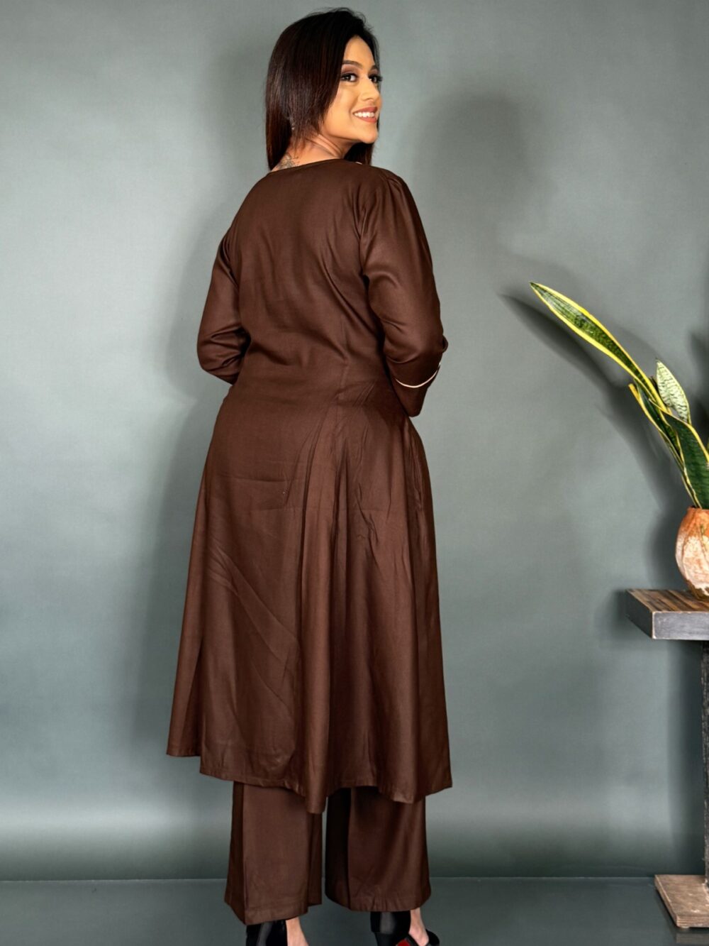 Chocolate Muslin Co-Ord Set with Canvas Print - Image 5