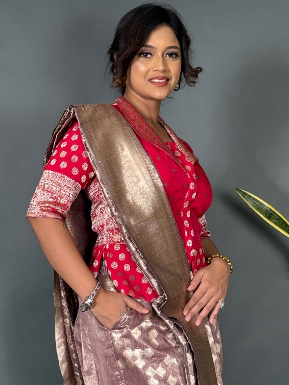 Chic in Coffee  Light Organza Banarasi Ready Saree - Image 6