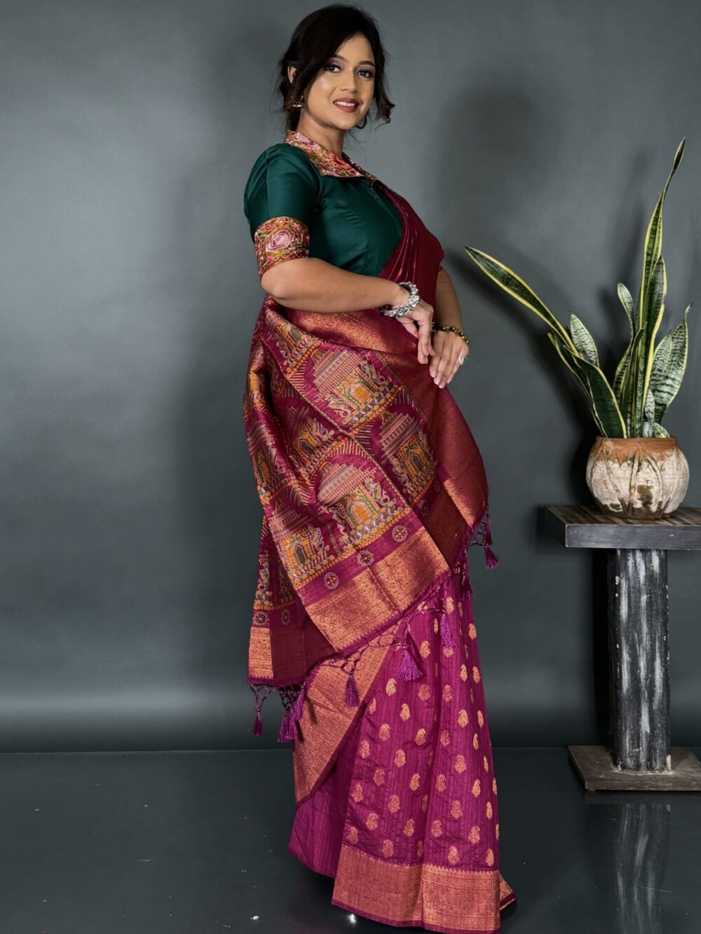 Luxury Elegance Wine Banarasi Ready-to-Wear Saree - Image 2