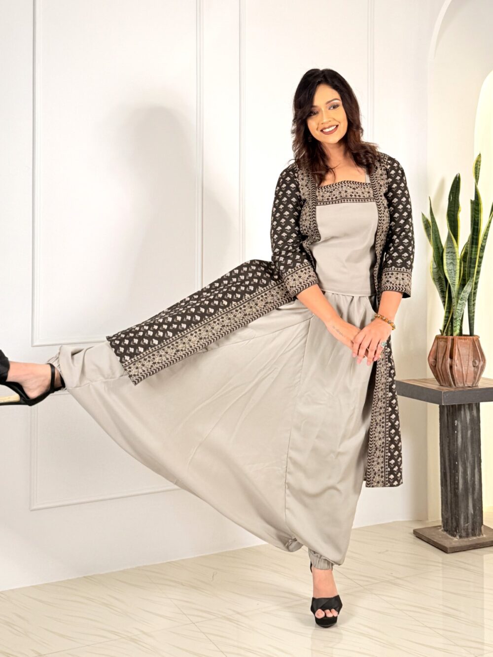 Urban Grace Fusion Set with Black Attached Jacket - Image 3