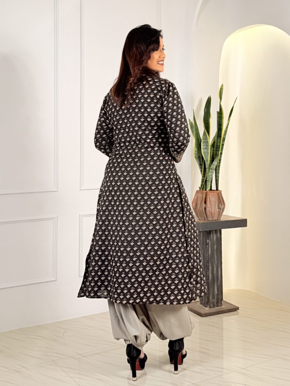 Urban Grace Fusion Set with Black Attached Jacket - Image 2