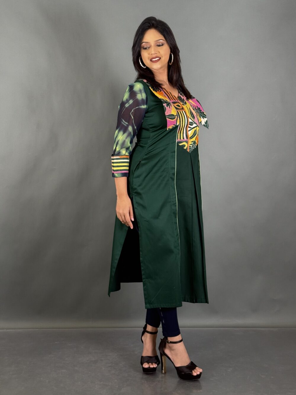 Curvy Charm Bottle Green Kantha Work Kurti - Image 2