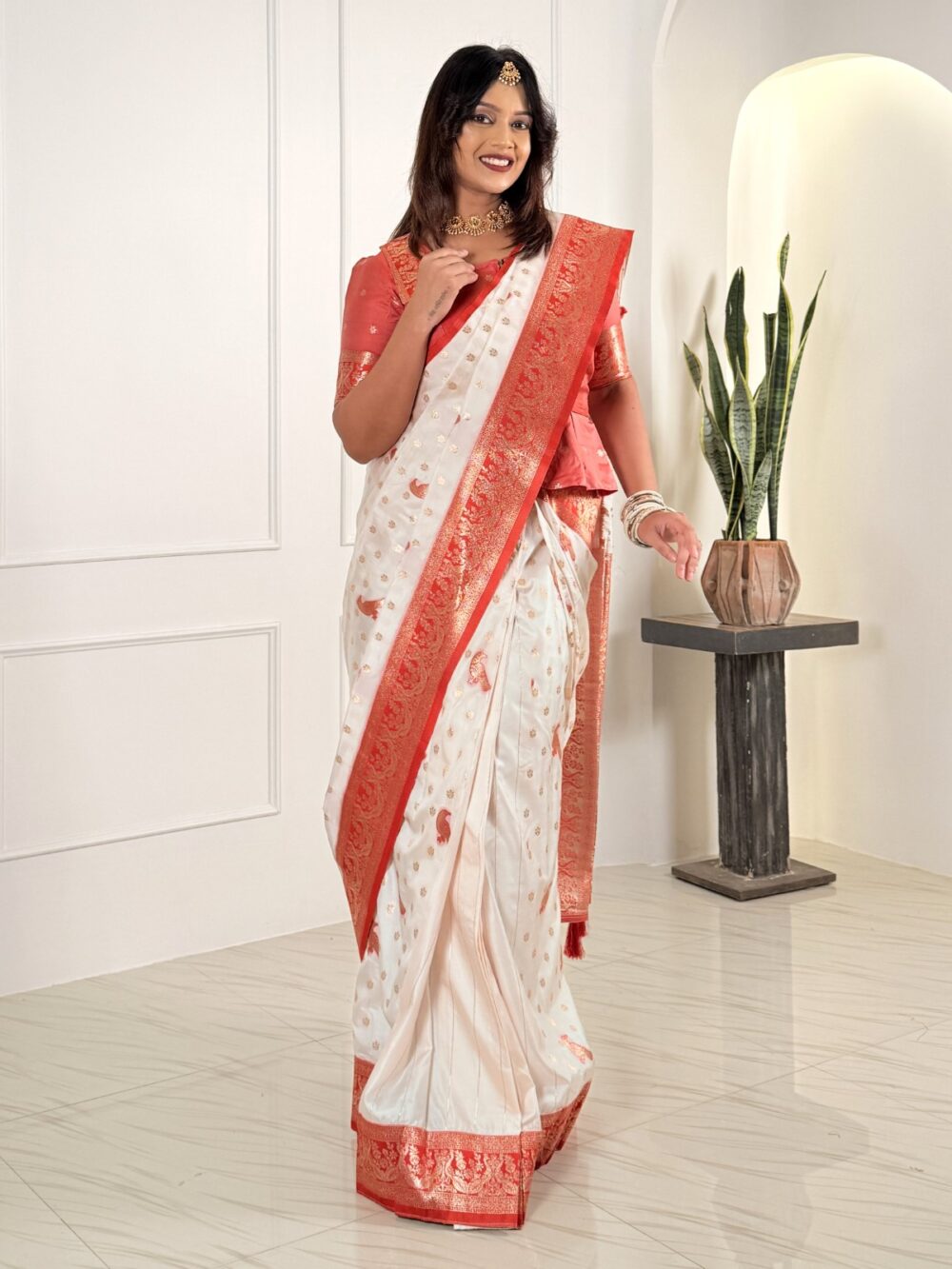 Elegant Plus Size Semi Katan Benarasi saree set - Image 3