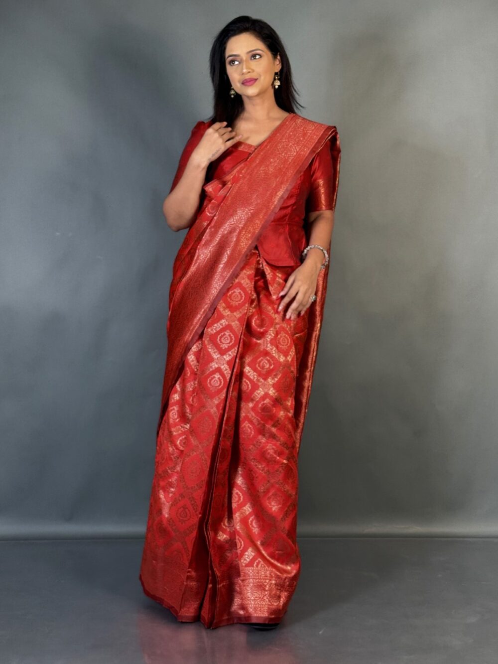 Rust Radiance Plus Semi Tussar Benarasi Saree Set - Image 2