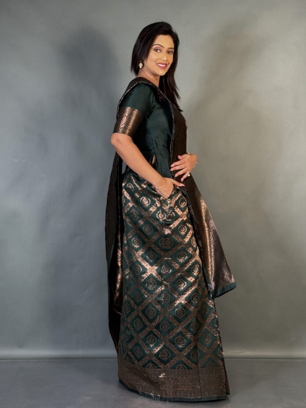 Green Glow Ready to Wear Semi Tussar Saree - Image 3