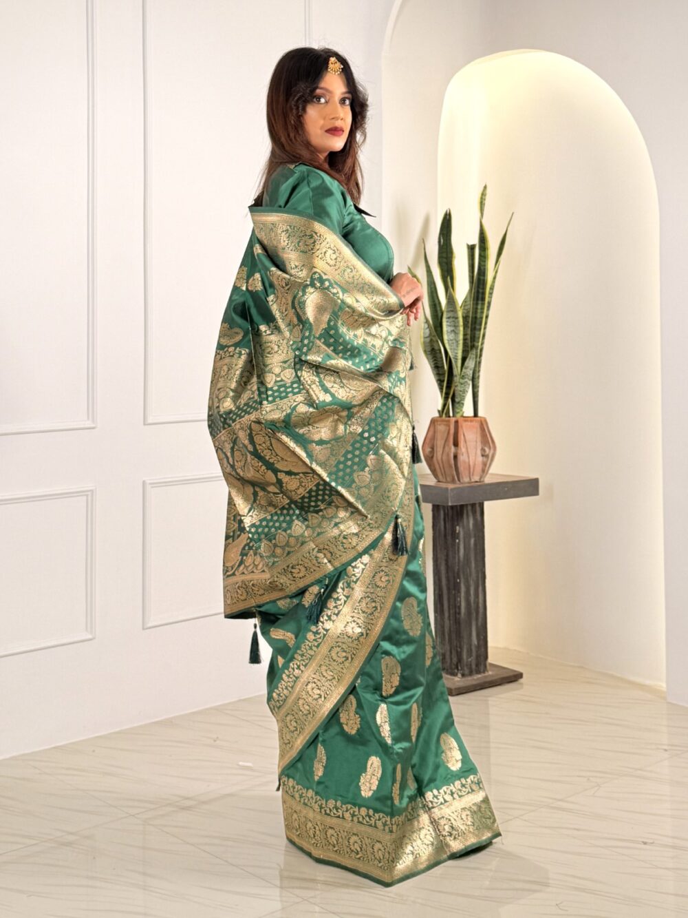 Emerald Enchantress Ready to Wear Saree Set - Image 4