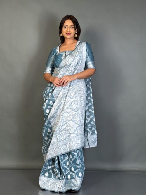 Celeste Weave Jamdani Ready-to-Wear Saree Set