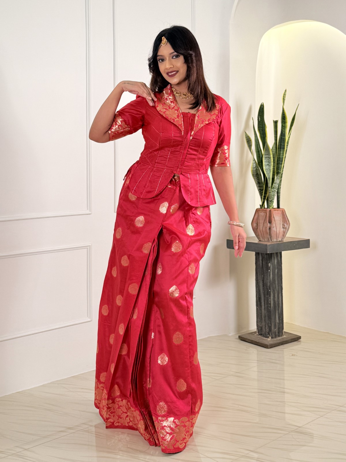 Red Reverie Semi Katan Banarasi Fusion Saree Set - Image 4