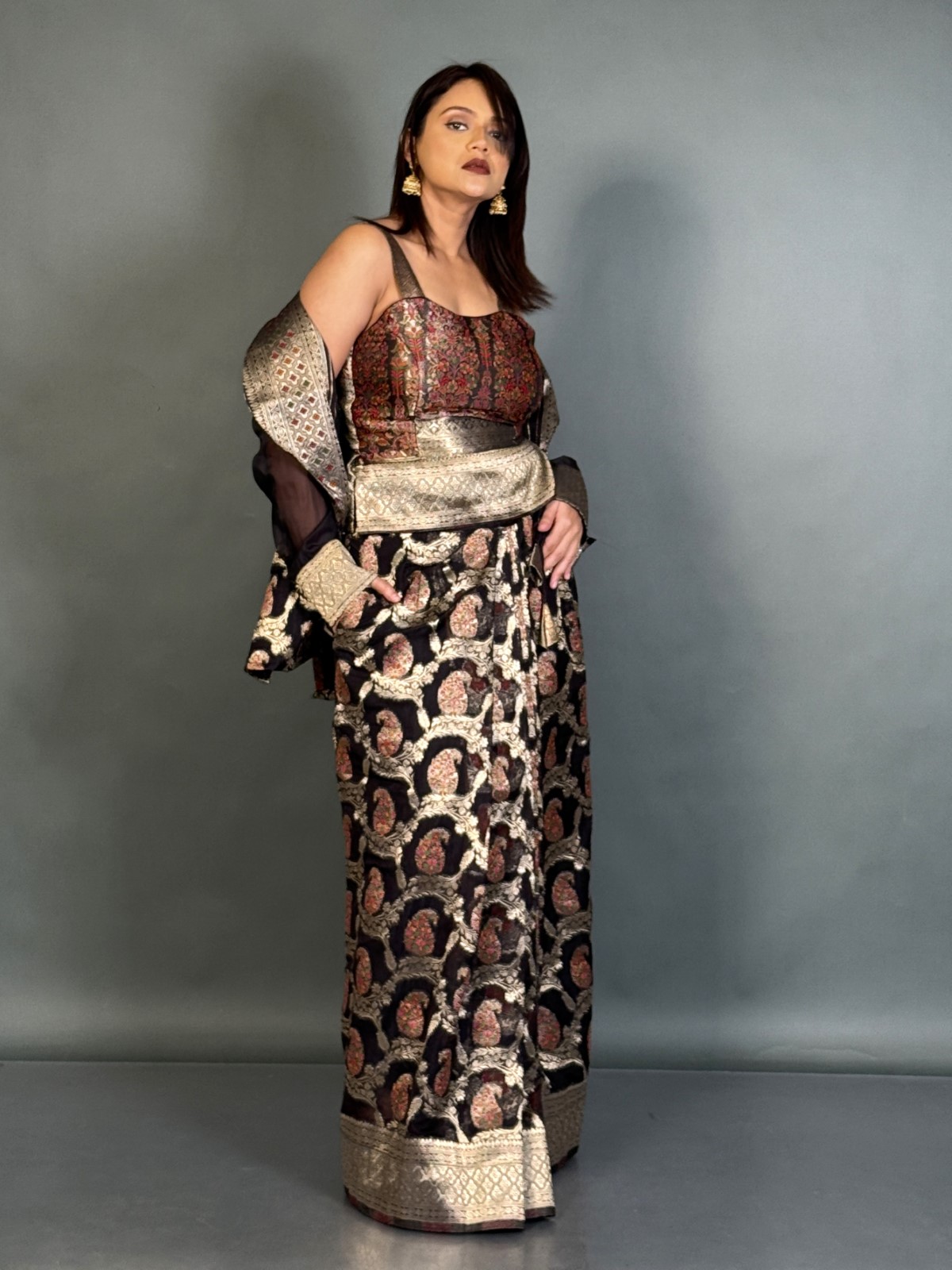 Semi-Tussar Banarasi Saree Set for Curvy Women