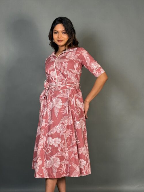 Blush Elegance Curve Cotton Collar Dress